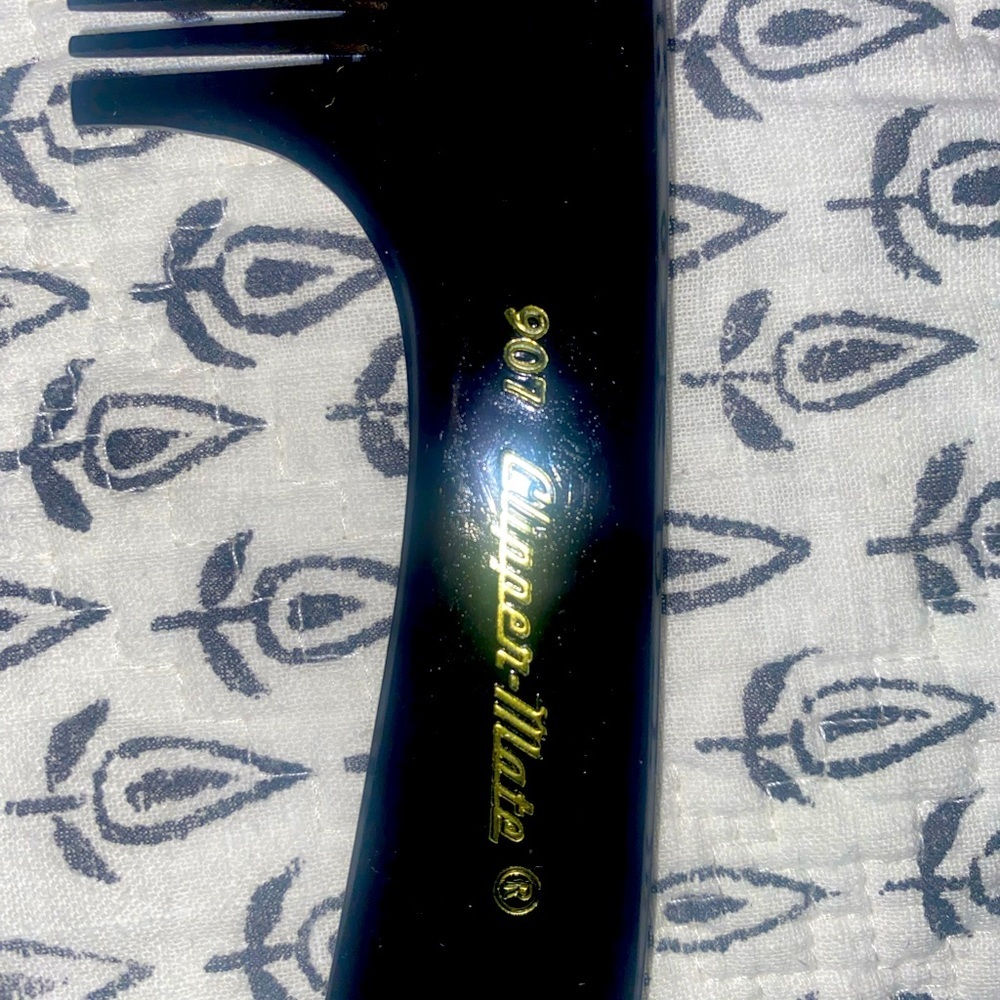 Famous 907 comb RARE